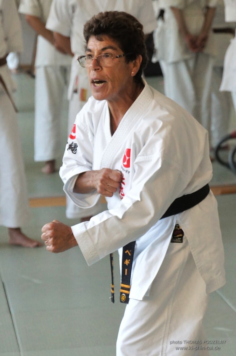 Uechiryu Karate Lehrgang mit Peggy Hess 7.Dan aus Florida/USA am 18.7.2016 