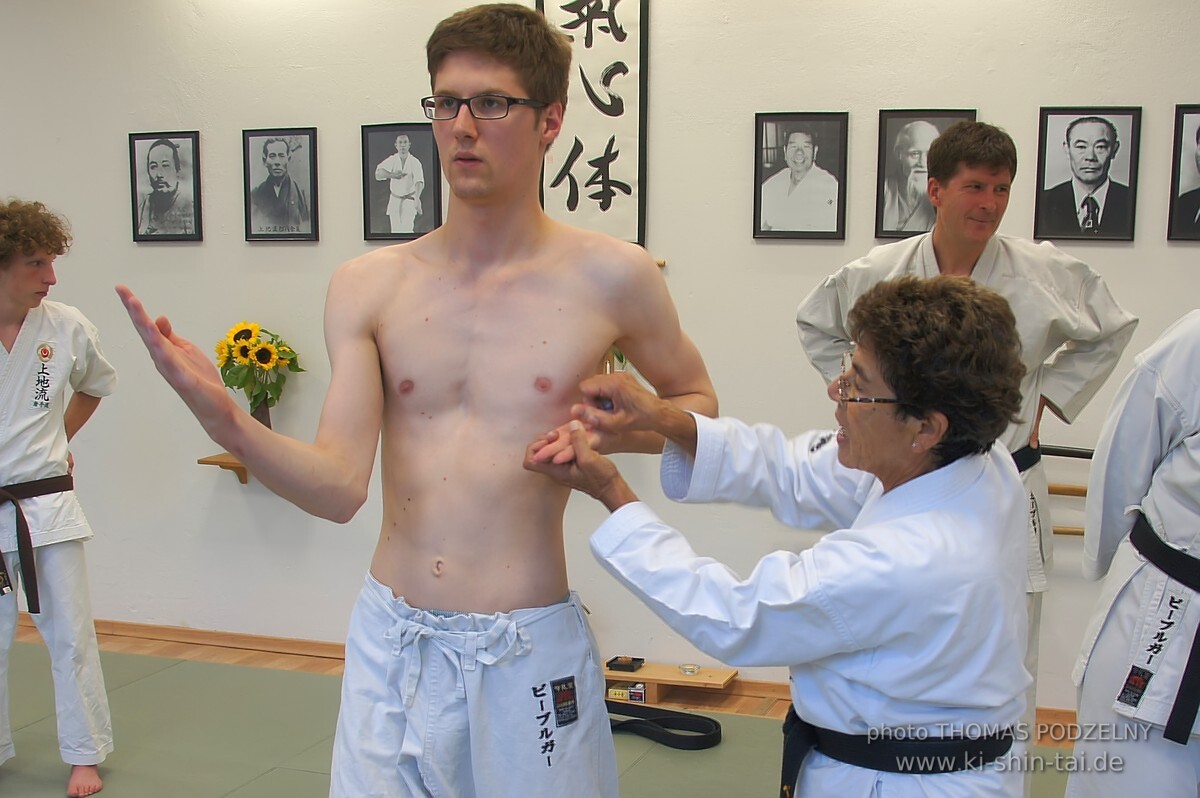 Uechiryu Karate Lehrgang mit Peggy Hess 7.Dan aus Florida/USA am 18.7.2016 