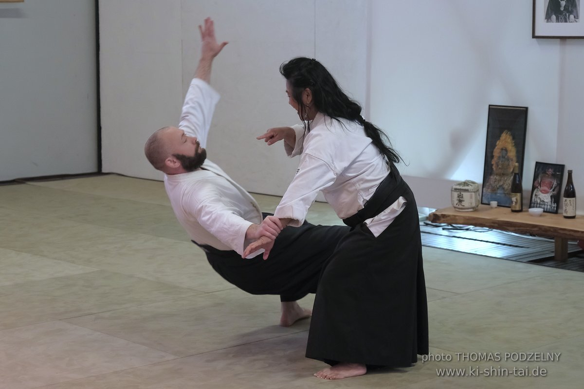 Iwama Ryû Aikidô Lehrgang in Augsburg 1./2.12.2023 mit Stephanie Yap, Shihan 7.Dan