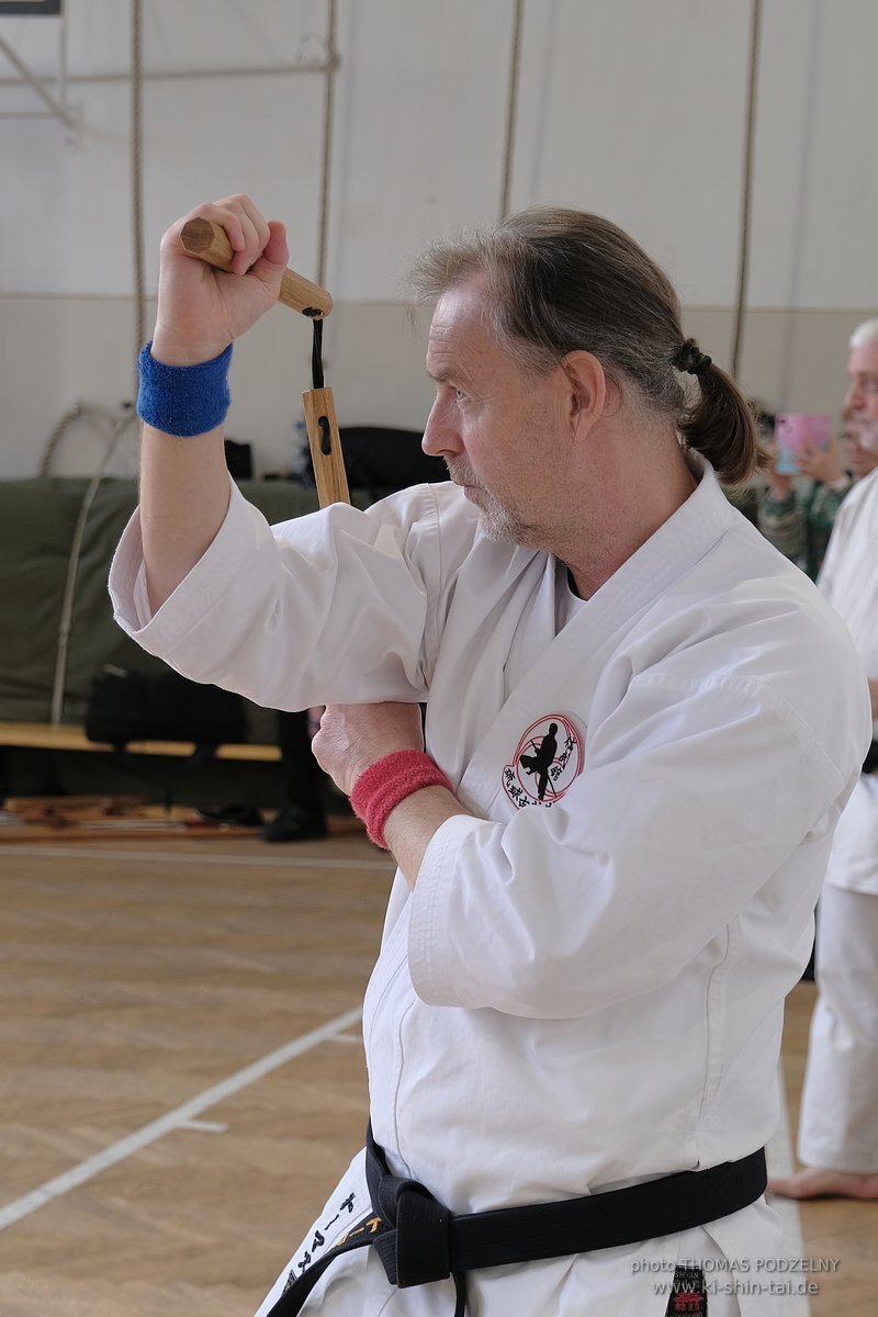 Inklusiver Ryukyu Kobudo Lehrgang mit Thomas Podzelny 6.Dan in Budapest 9.-11.2.2024