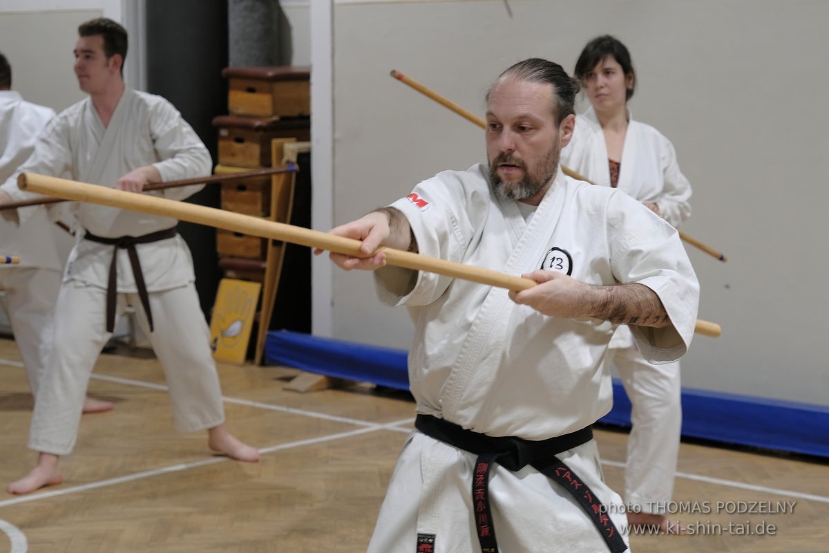 Inklusiver Ryukyu Kobudo Lehrgang mit Thomas Podzelny 6.Dan in Budapest 9.-11.2.2024