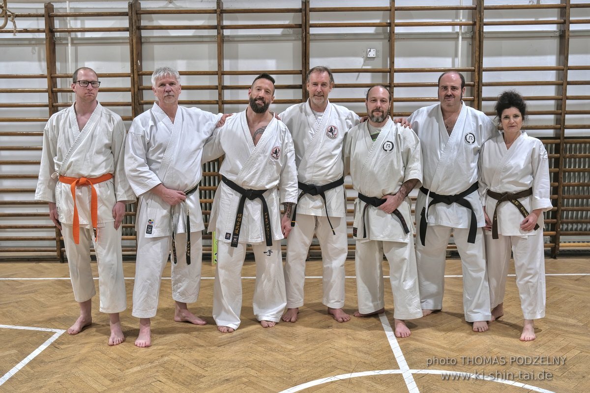 Inklusiver Ryukyu Kobudo Lehrgang mit Thomas Podzelny 6.Dan in Budapest 9.-11.2.2024