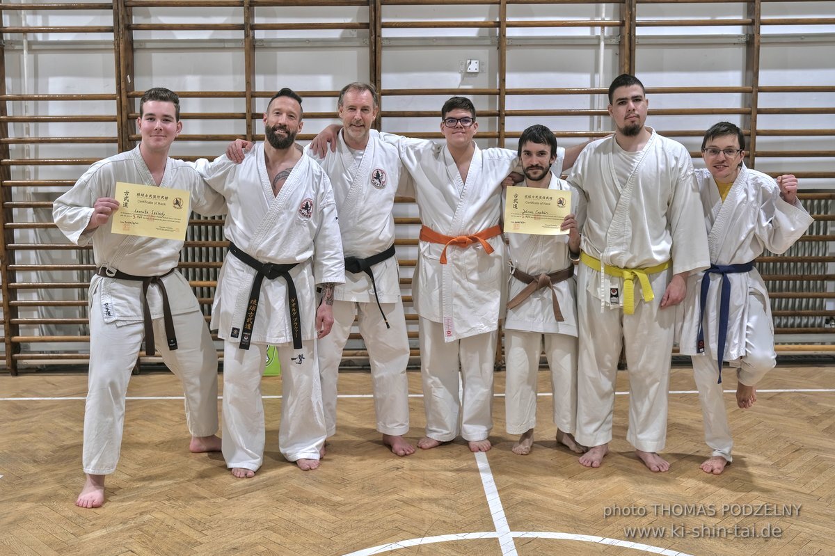 Inklusiver Ryukyu Kobudo Lehrgang mit Thomas Podzelny 6.Dan in Budapest 9.-11.2.2024