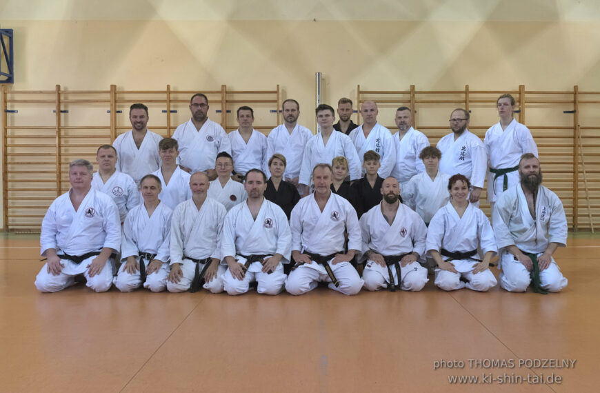 Ryûkyû Kobudô Seminar mit Thomas Podzelny 6.Dan in Krakau/Polen 6.-8.9.2024