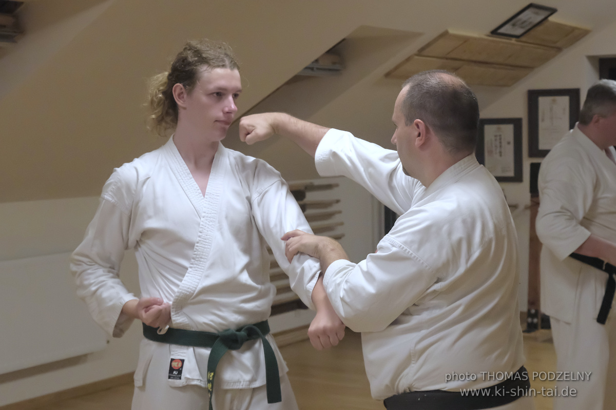 Ryûkyû Kobudô Lehrgang mit Thomas Podzelny 6.Dan in Krakau/Polen 12.-14.9.2025 