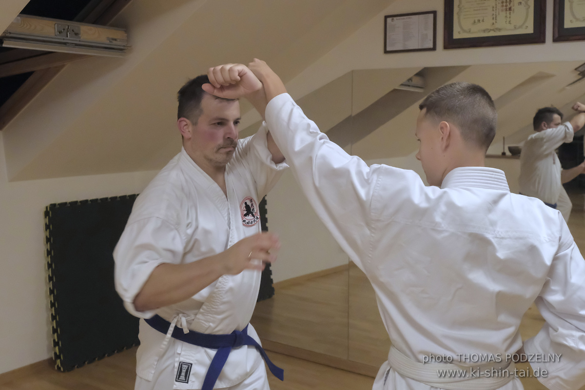 Ryûkyû Kobudô Lehrgang mit Thomas Podzelny 6.Dan in Krakau/Polen 12.-14.9.2025 