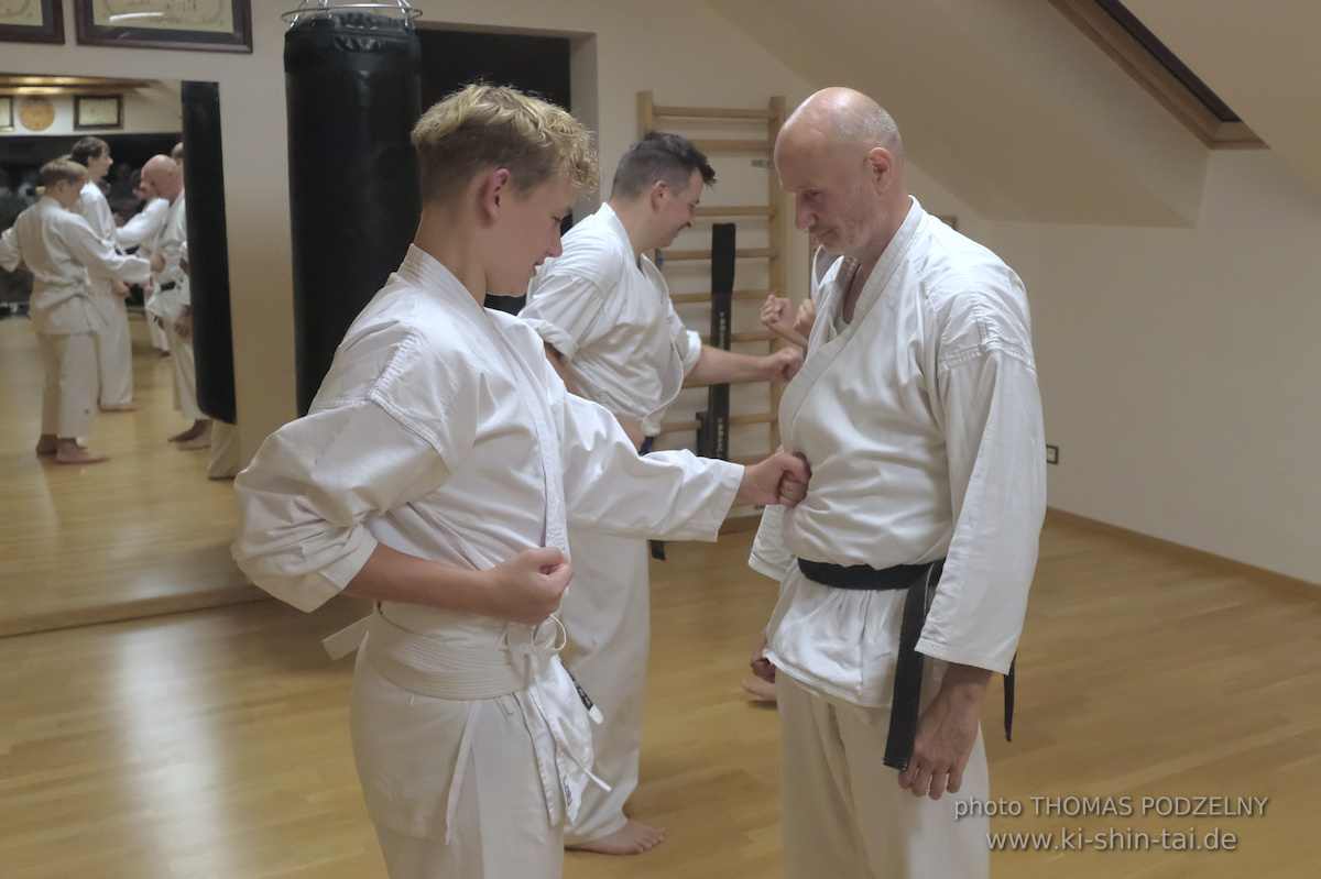 Ryûkyû Kobudô Lehrgang mit Thomas Podzelny 6.Dan in Krakau/Polen 12.-14.9.2025 