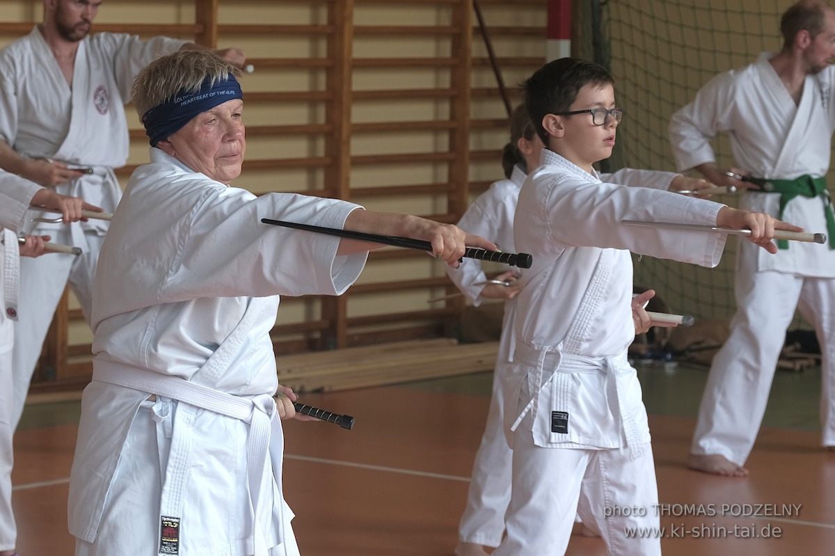 Ryûkyû Kobudô Lehrgang mit Thomas Podzelny 6.Dan in Krakau/Polen 12.-14.9.2025 
