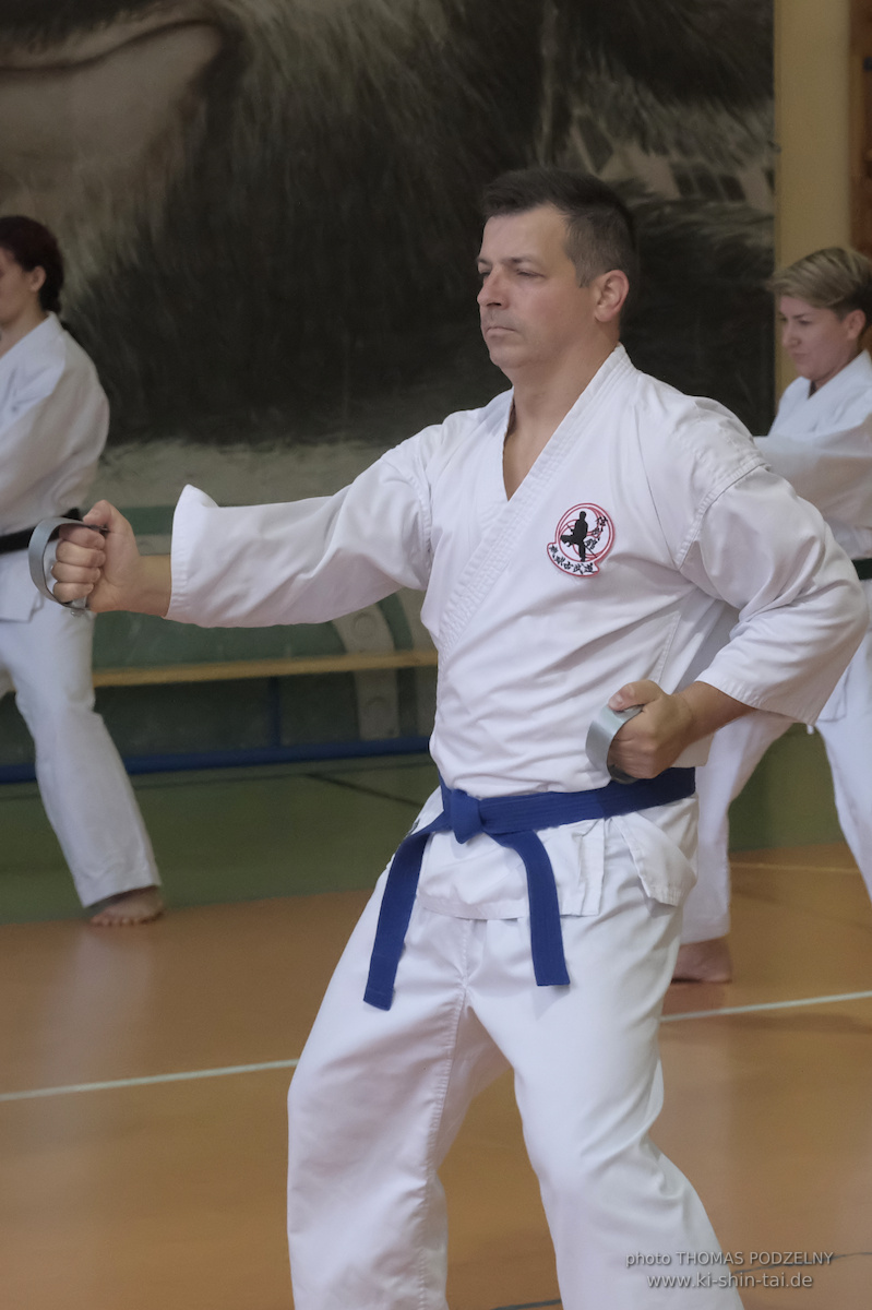 Ryûkyû Kobudô Lehrgang mit Thomas Podzelny 6.Dan in Krakau/Polen 12.-14.9.2025 