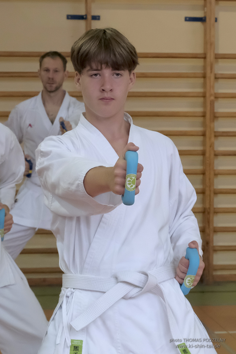 Ryûkyû Kobudô Lehrgang mit Thomas Podzelny 6.Dan in Krakau/Polen 12.-14.9.2025 