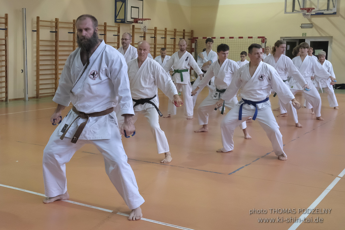 Ryûkyû Kobudô Lehrgang mit Thomas Podzelny 6.Dan in Krakau/Polen 12.-14.9.2025 