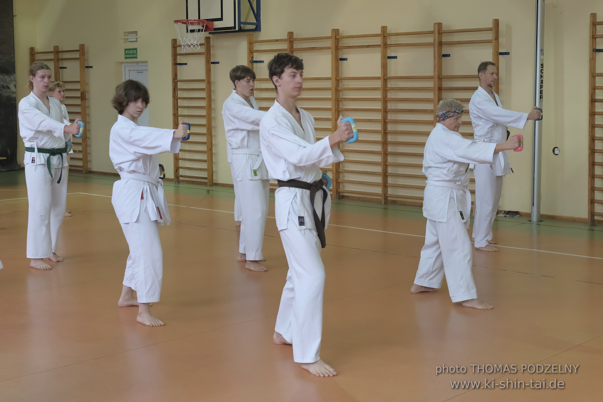 Ryûkyû Kobudô Lehrgang mit Thomas Podzelny 6.Dan in Krakau/Polen 12.-14.9.2025 