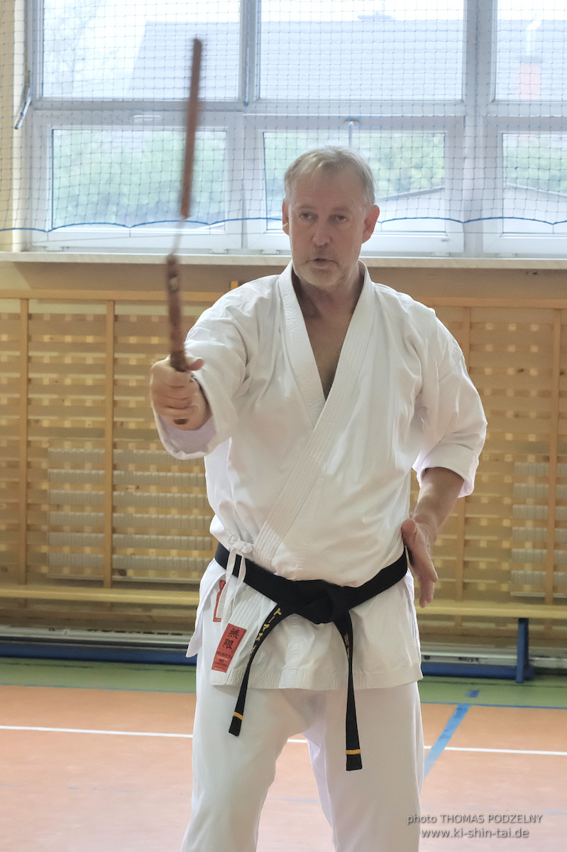 Ryûkyû Kobudô Lehrgang mit Thomas Podzelny 6.Dan in Krakau/Polen 12.-14.9.2025 
