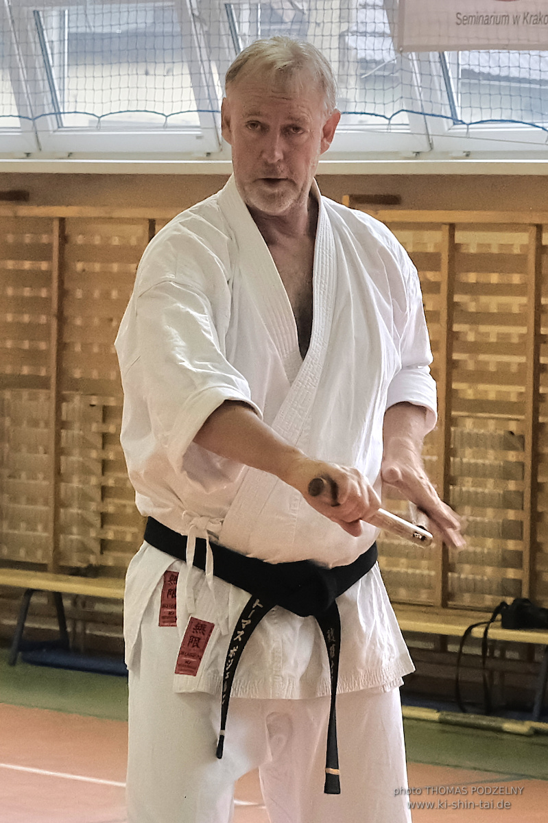 Ryûkyû Kobudô Lehrgang mit Thomas Podzelny 6.Dan in Krakau/Polen 12.-14.9.2025 