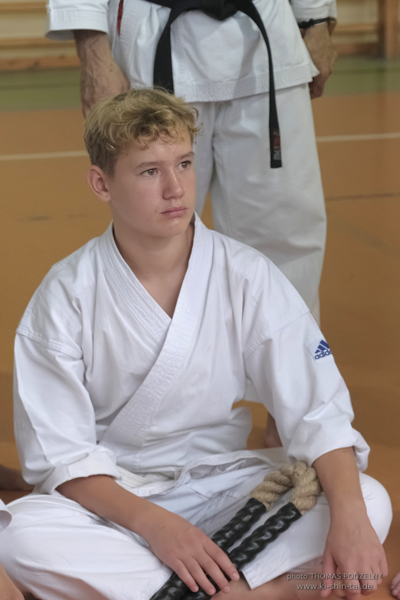Ryûkyû Kobudô Lehrgang mit Thomas Podzelny 6.Dan in Krakau/Polen 12.-14.9.2025 