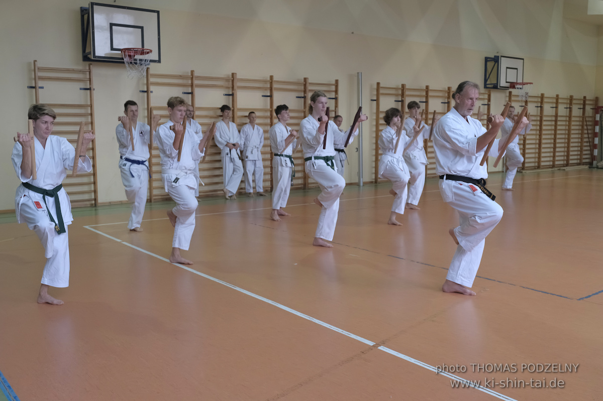 Ryûkyû Kobudô Lehrgang mit Thomas Podzelny 6.Dan in Krakau/Polen 12.-14.9.2025 