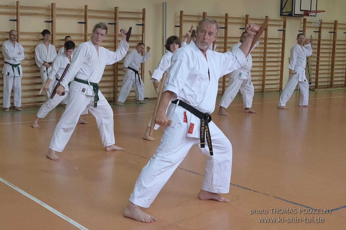 Ryûkyû Kobudô Lehrgang mit Thomas Podzelny 6.Dan in Krakau/Polen 12.-14.9.2025 