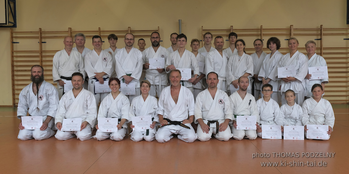Du betrachtest gerade Kobudô Lehrgang mit Thomas Podzelny 6.Dan in Krakau – September 2025