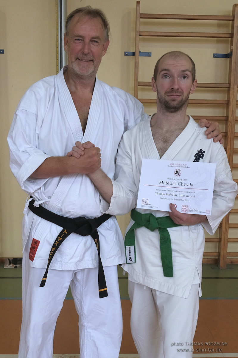 Ryûkyû Kobudô Lehrgang mit Thomas Podzelny 6.Dan in Krakau/Polen 12.-14.9.2025 