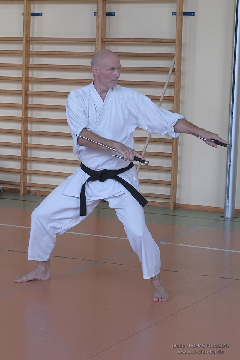 Ryûkyû Kobudô Lehrgang mit Thomas Podzelny 6.Dan in Krakau/Polen 12.-14.9.2025 