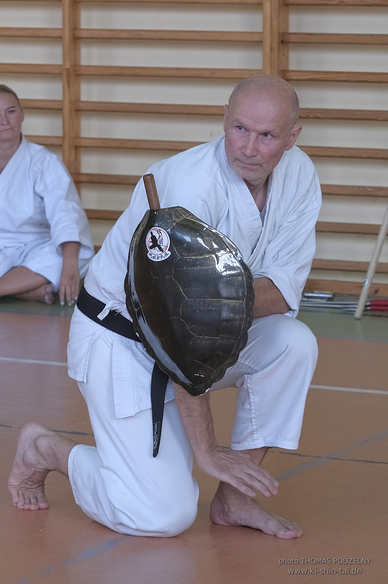 Ryûkyû Kobudô Lehrgang mit Thomas Podzelny 6.Dan in Krakau/Polen 12.-14.9.2025 