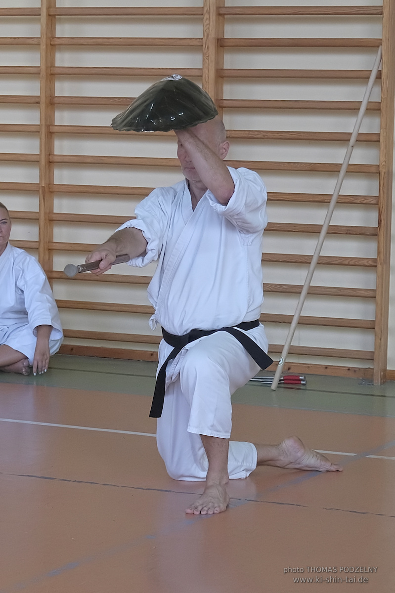Ryûkyû Kobudô Lehrgang mit Thomas Podzelny 6.Dan in Krakau/Polen 12.-14.9.2025 