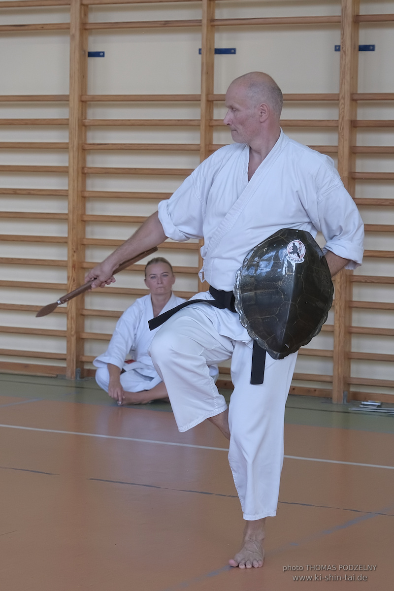 Ryûkyû Kobudô Lehrgang mit Thomas Podzelny 6.Dan in Krakau/Polen 12.-14.9.2025 