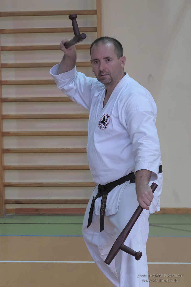 Ryûkyû Kobudô Lehrgang mit Thomas Podzelny 6.Dan in Krakau/Polen 12.-14.9.2025 