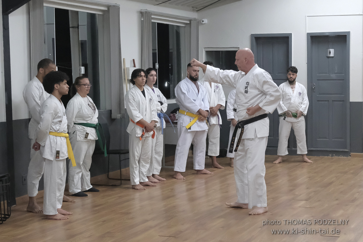 Ryûkyû Kobudô Lehrgang mit Thomas Podzelny in Petropolis/Brasilien 22./23.11.2025