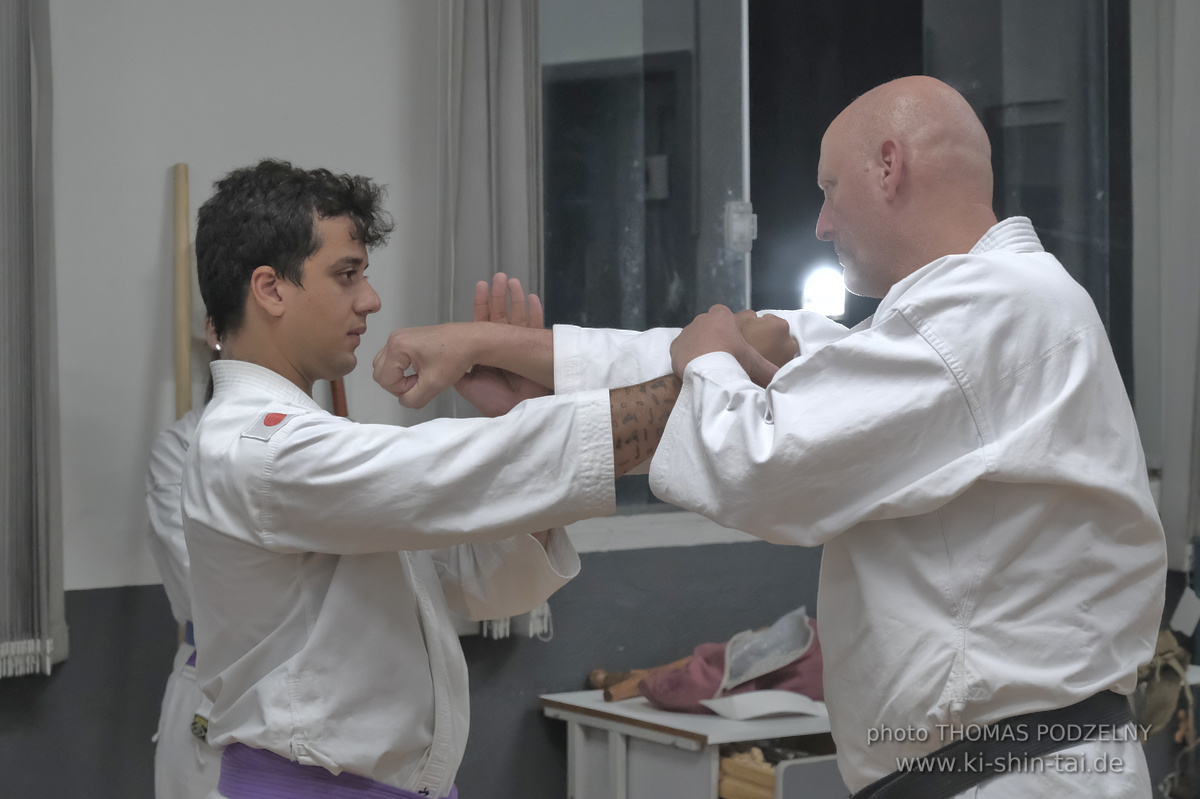 Ryûkyû Kobudô Lehrgang mit Thomas Podzelny in Petropolis/Brasilien 22./23.11.2025