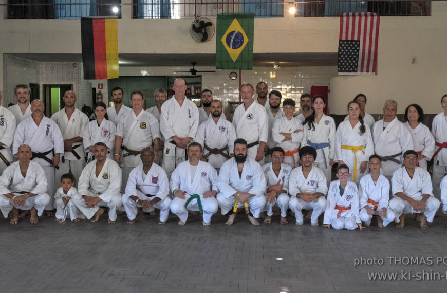 Ryûkyû Kobudô Lehrgang mit Thomas Podzelny in Petropolis/Brasilien 22./23.11.2025