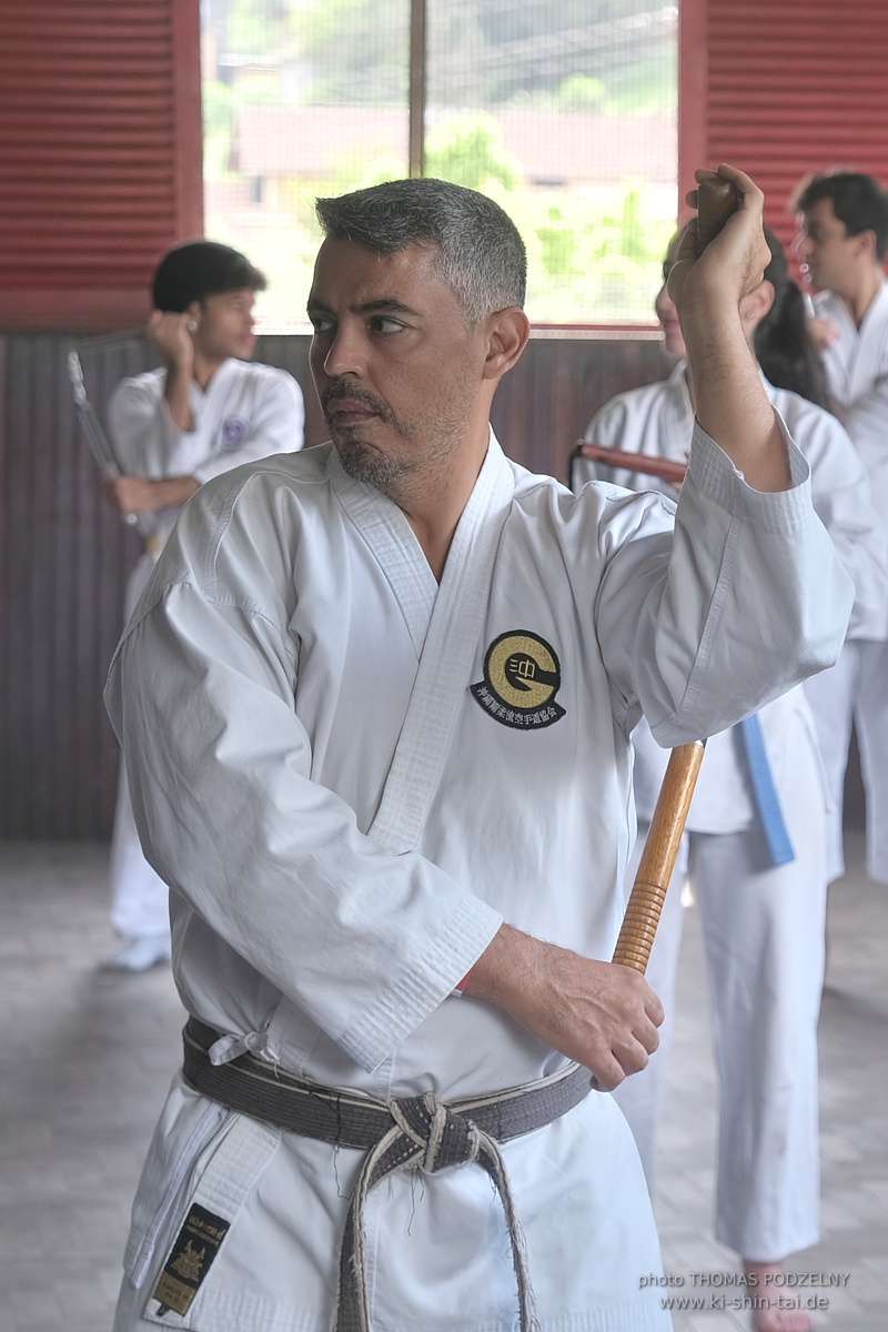 Ryûkyû Kobudô Lehrgang mit Thomas Podzelny in Petropolis/Brasilien 22./23.11.2025