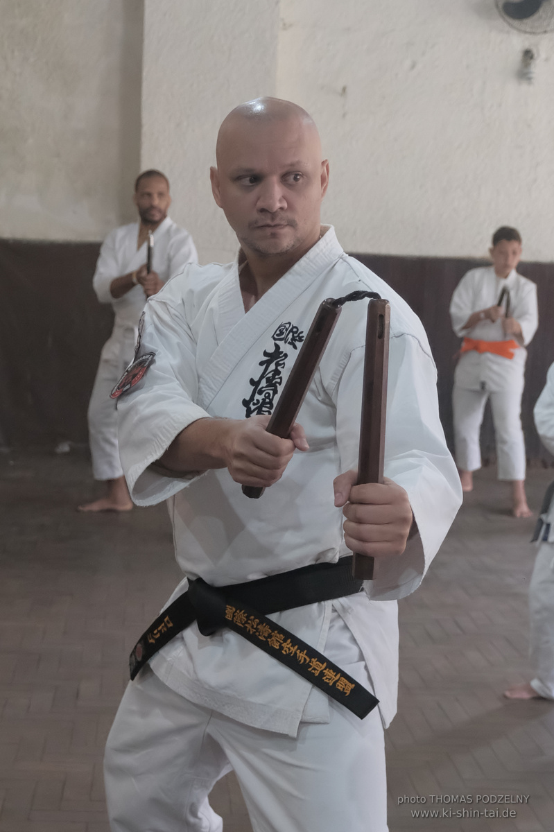 Ryûkyû Kobudô Lehrgang mit Thomas Podzelny in Petropolis/Brasilien 22./23.11.2025