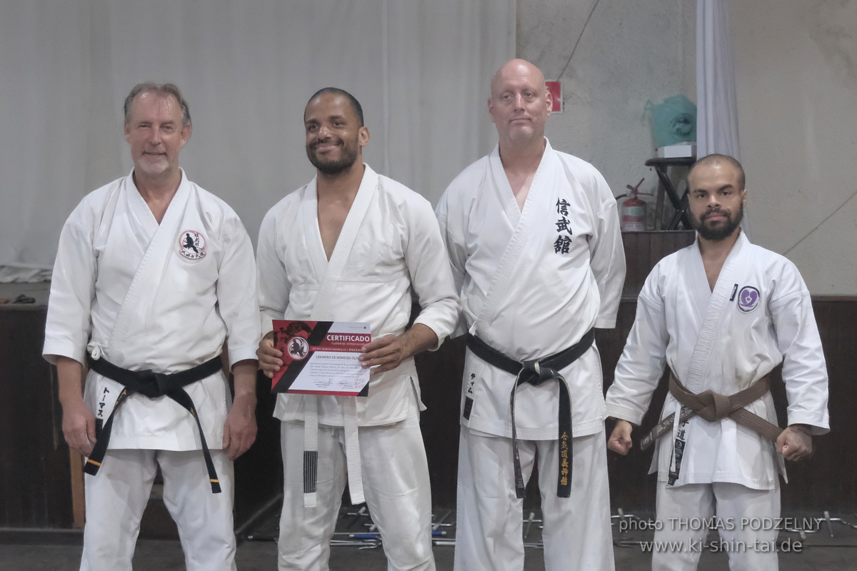 Ryûkyû Kobudô Lehrgang mit Thomas Podzelny in Petropolis/Brasilien 22./23.11.2025