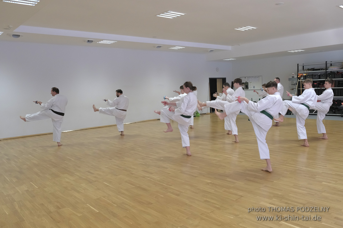 Ryûkyû Kobudô Lehrgang mit Thomas Podzelny 6.Dan in Torun/Polen 16.-18.1.2026