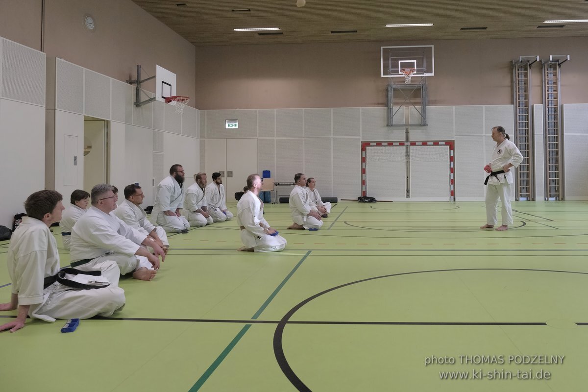 Ryukyu Kobudo Seminar - Thomas Podzelny Renshi 6th Dan - Schwechat (Wien) 17.-19.2.2023