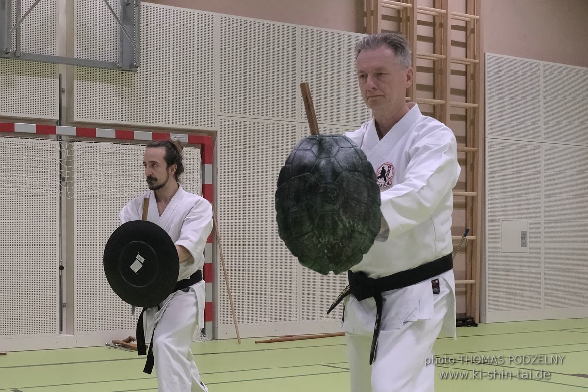 Ryukyu Kobudo Seminar - Thomas Podzelny Renshi 6th Dan - Schwechat (Wien) 17.-19.2.2023