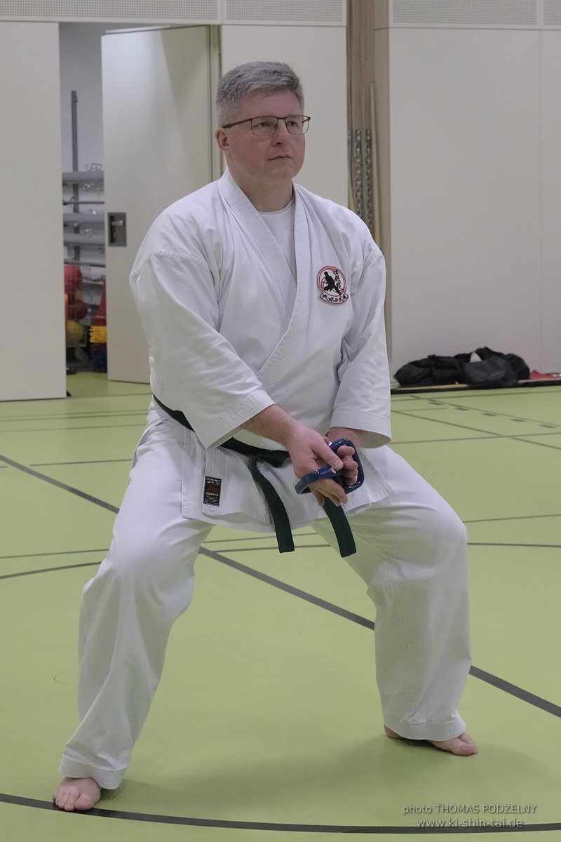 Ryukyu Kobudo Seminar - Thomas Podzelny Renshi 6th Dan - Schwechat (Wien) 17.-19.2.2023