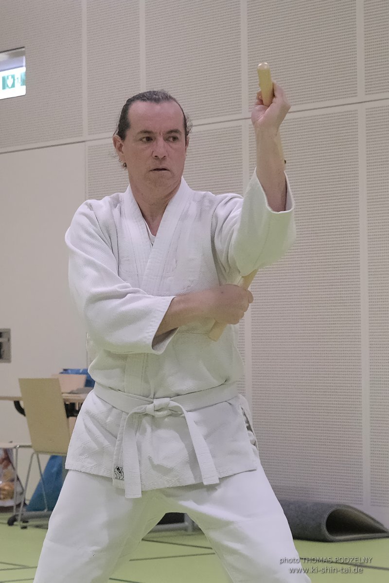 Ryukyu Kobudo Seminar - Thomas Podzelny Renshi 6th Dan - Schwechat (Wien) 17.-19.2.2023