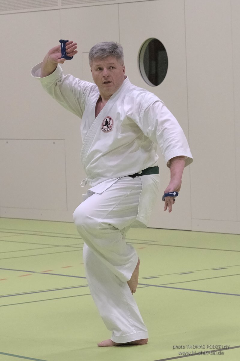 Ryukyu Kobudo Seminar - Thomas Podzelny Renshi 6th Dan - Schwechat (Wien) 17.-19.2.2023