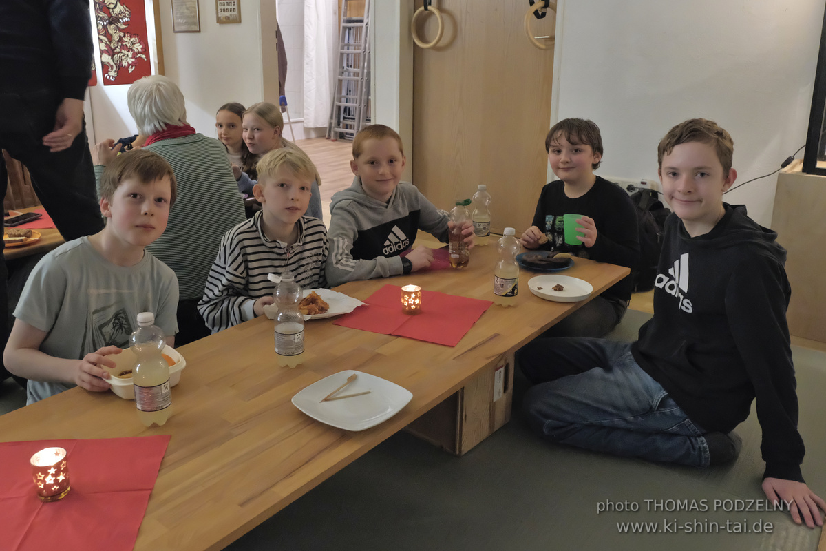 Weihnachtsfeier der Budo-, Aikido- und Karatekids 12.12.2025