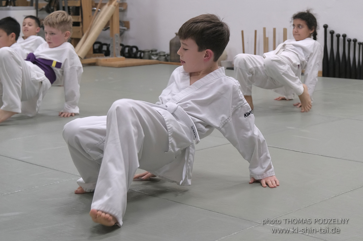 Weihnachtsfeier der Budo-, Aikido- und Karatekids 12.12.2025