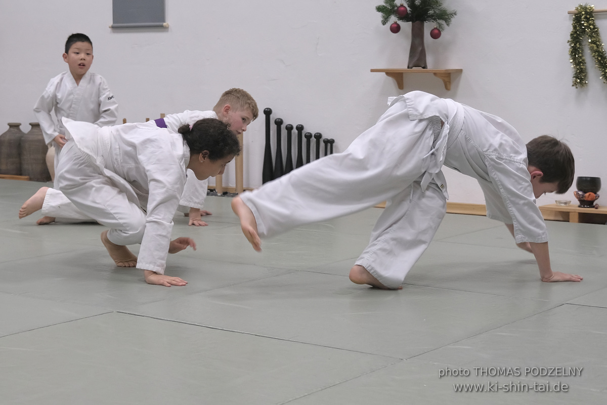 Weihnachtsfeier der Budo-, Aikido- und Karatekids 12.12.2025