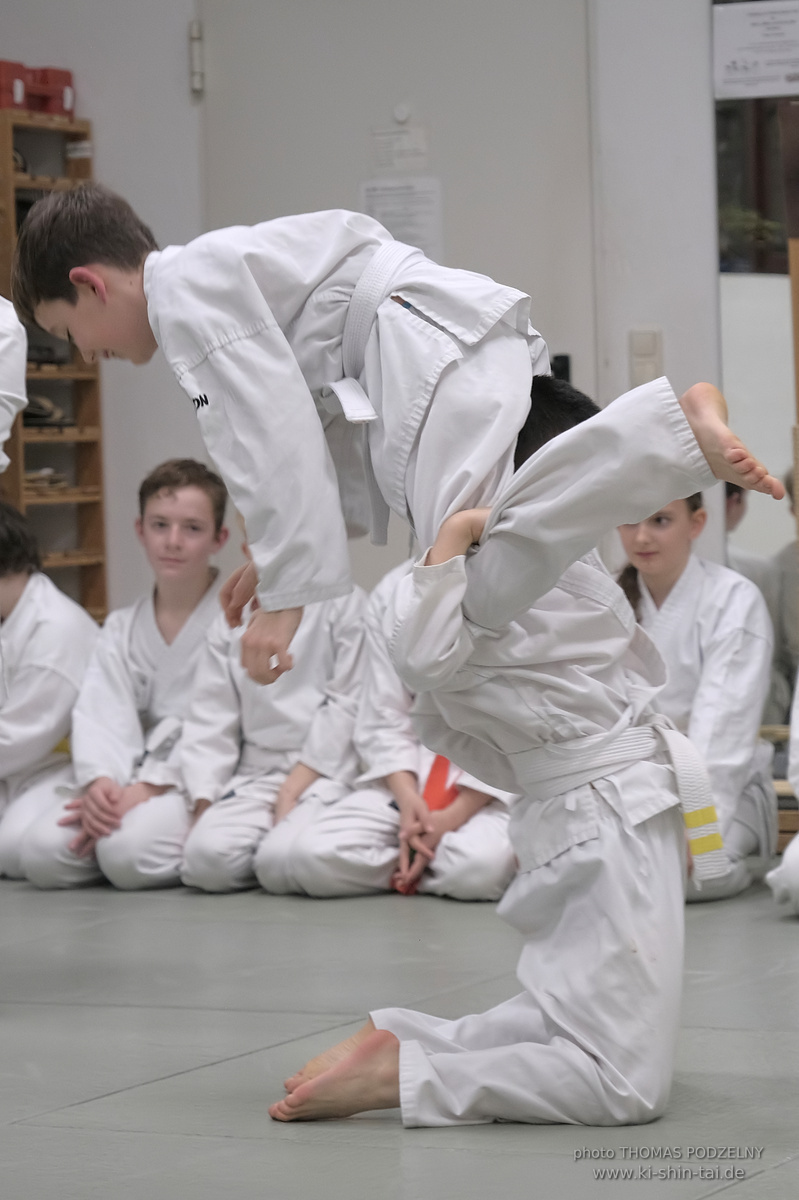 Weihnachtsfeier der Budo-, Aikido- und Karatekids 12.12.2025
