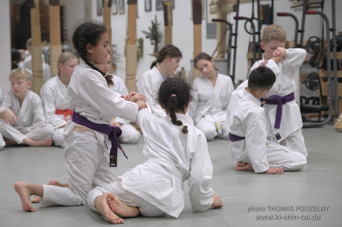 Weihnachtsfeier der Budo-, Aikido- und Karatekids 12.12.2025