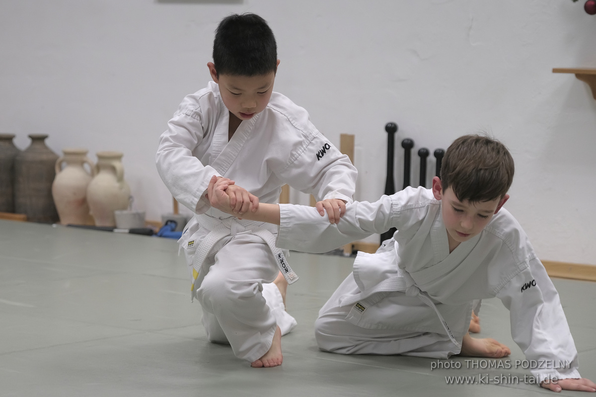 Weihnachtsfeier der Budo-, Aikido- und Karatekids 12.12.2025