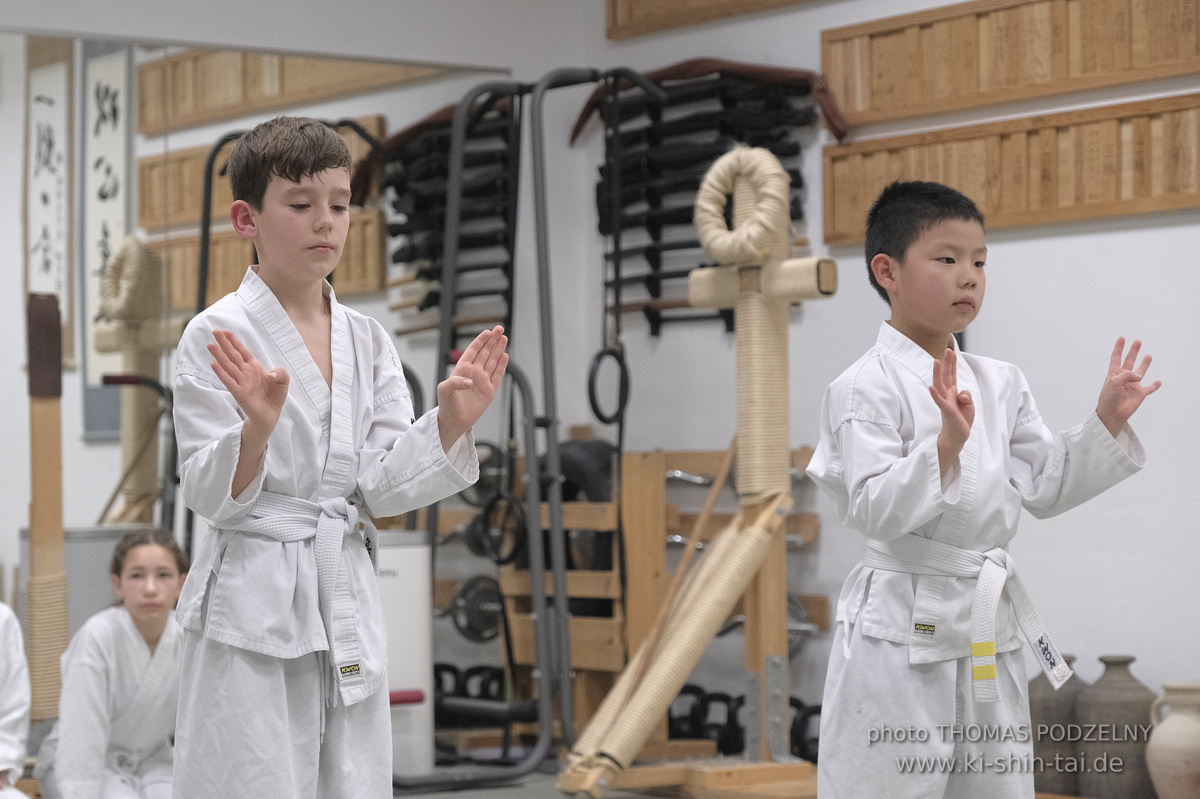 Weihnachtsfeier der Budo-, Aikido- und Karatekids 12.12.2025