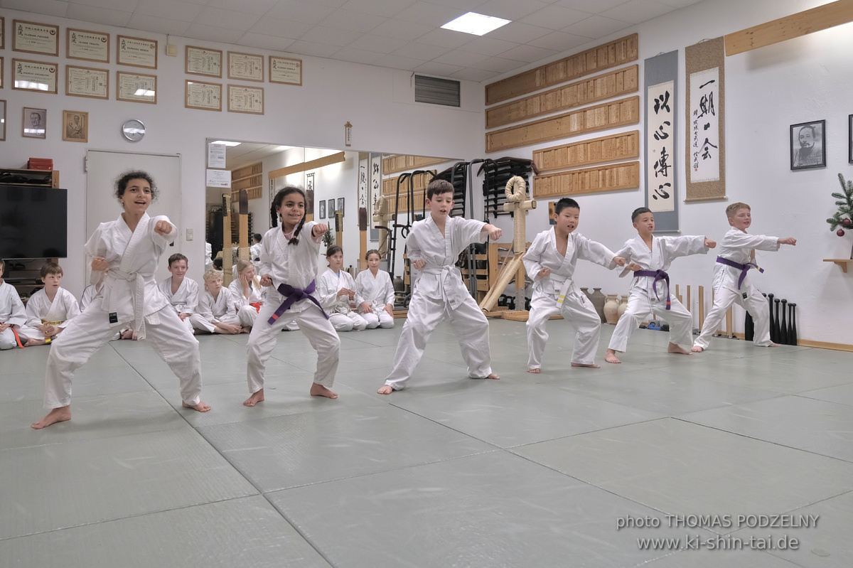 Weihnachtsfeier der Budo-, Aikido- und Karatekids 12.12.2025