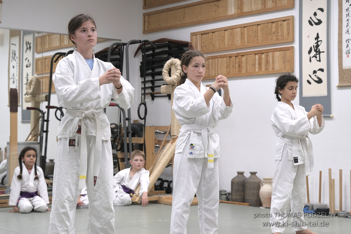 Weihnachtsfeier der Budo-, Aikido- und Karatekids 12.12.2025