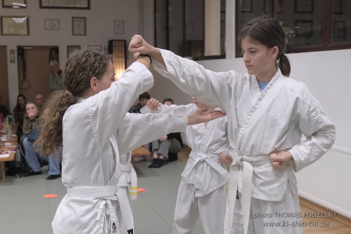 Weihnachtsfeier der Budo-, Aikido- und Karatekids 12.12.2025